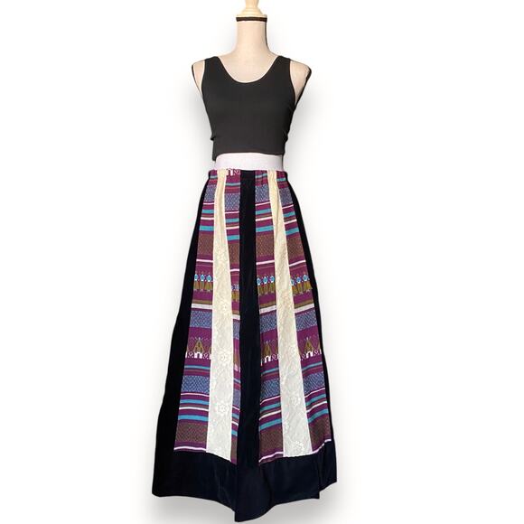 VNTG Chessa Davis Women's Maxi Skirt XS/S Multi Tapestry Velvet Lace 70s Boho - Picture 1 of 11